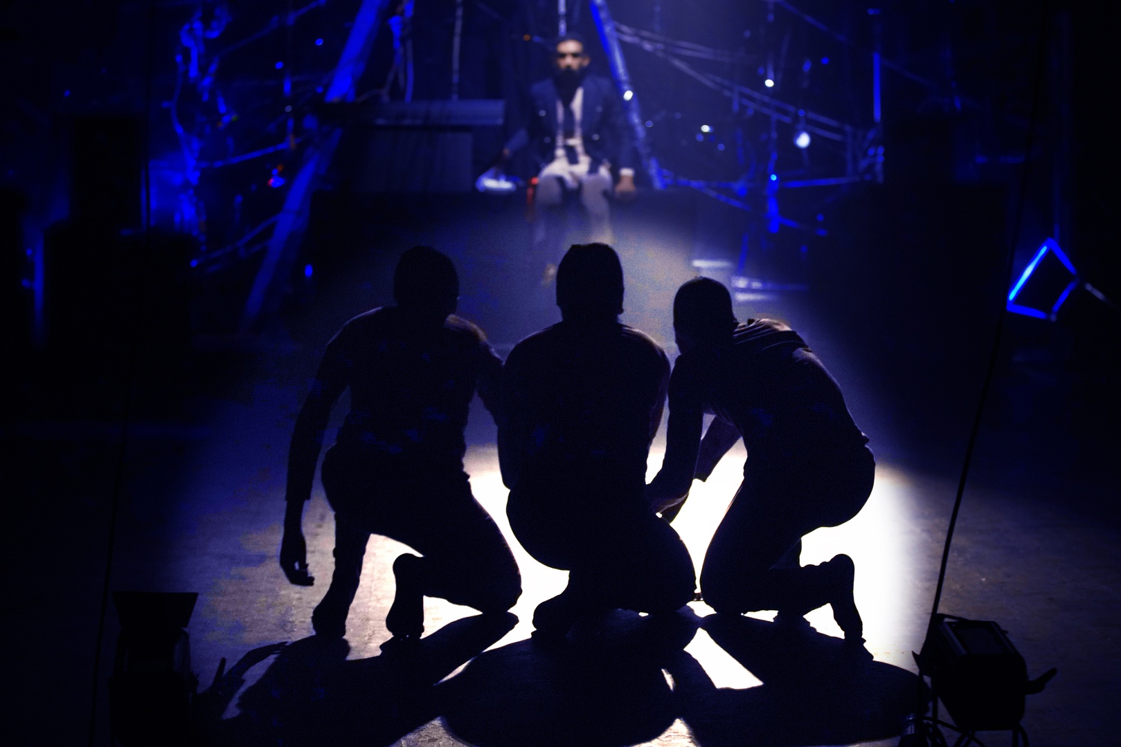 Бахрейнский театр «Гильгамеш» покажет в Петербурге два спектакля