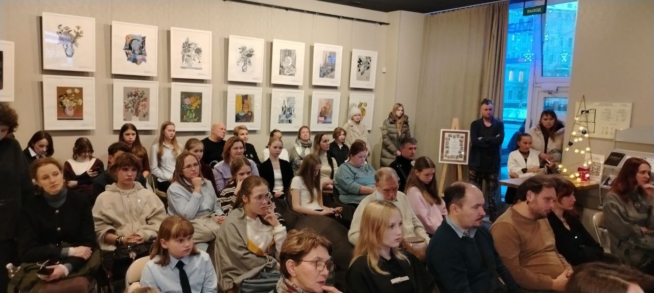 В медиацентре «Культура Петербурга» юных художников поздравили с победой 10