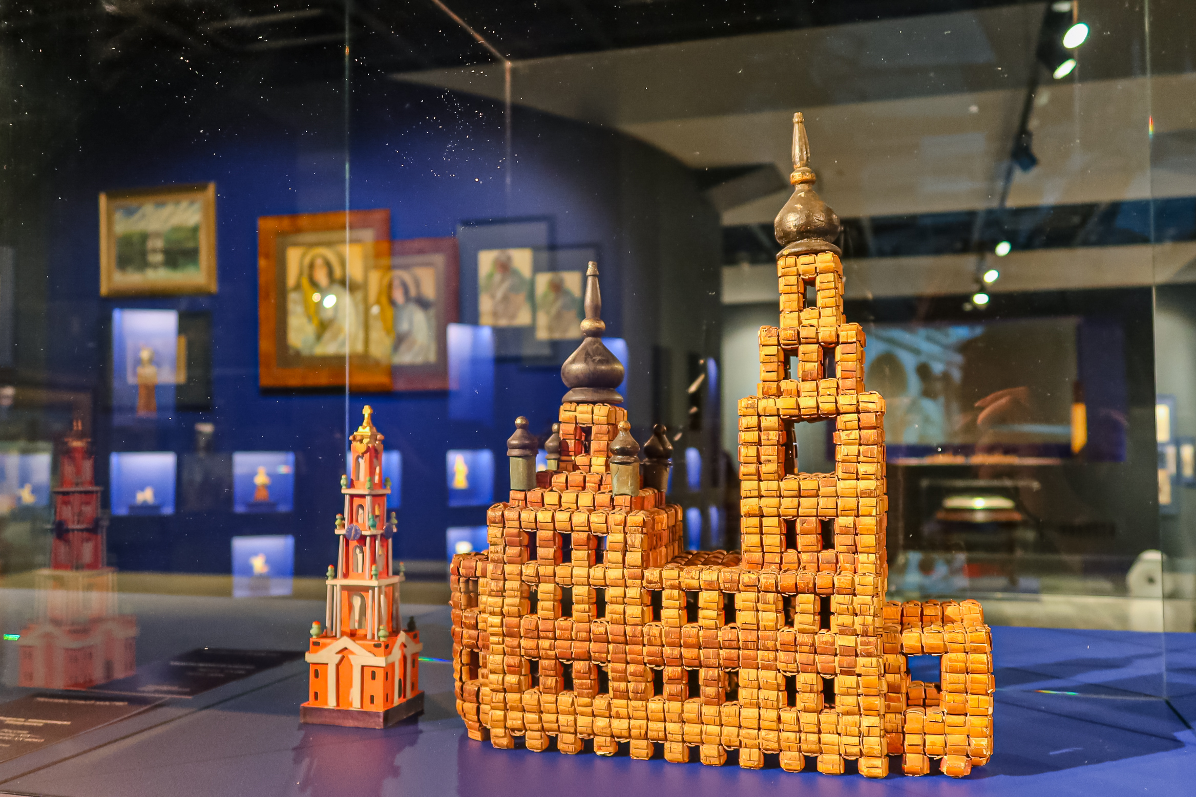 ЦВЗ «Манеж» открыл двери в мир династии Бенуа65