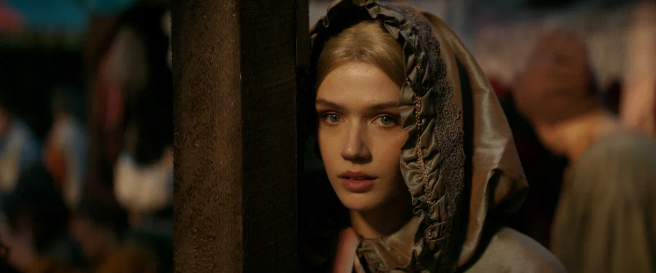 Обложка: Анастасия Красовская на съемках картины