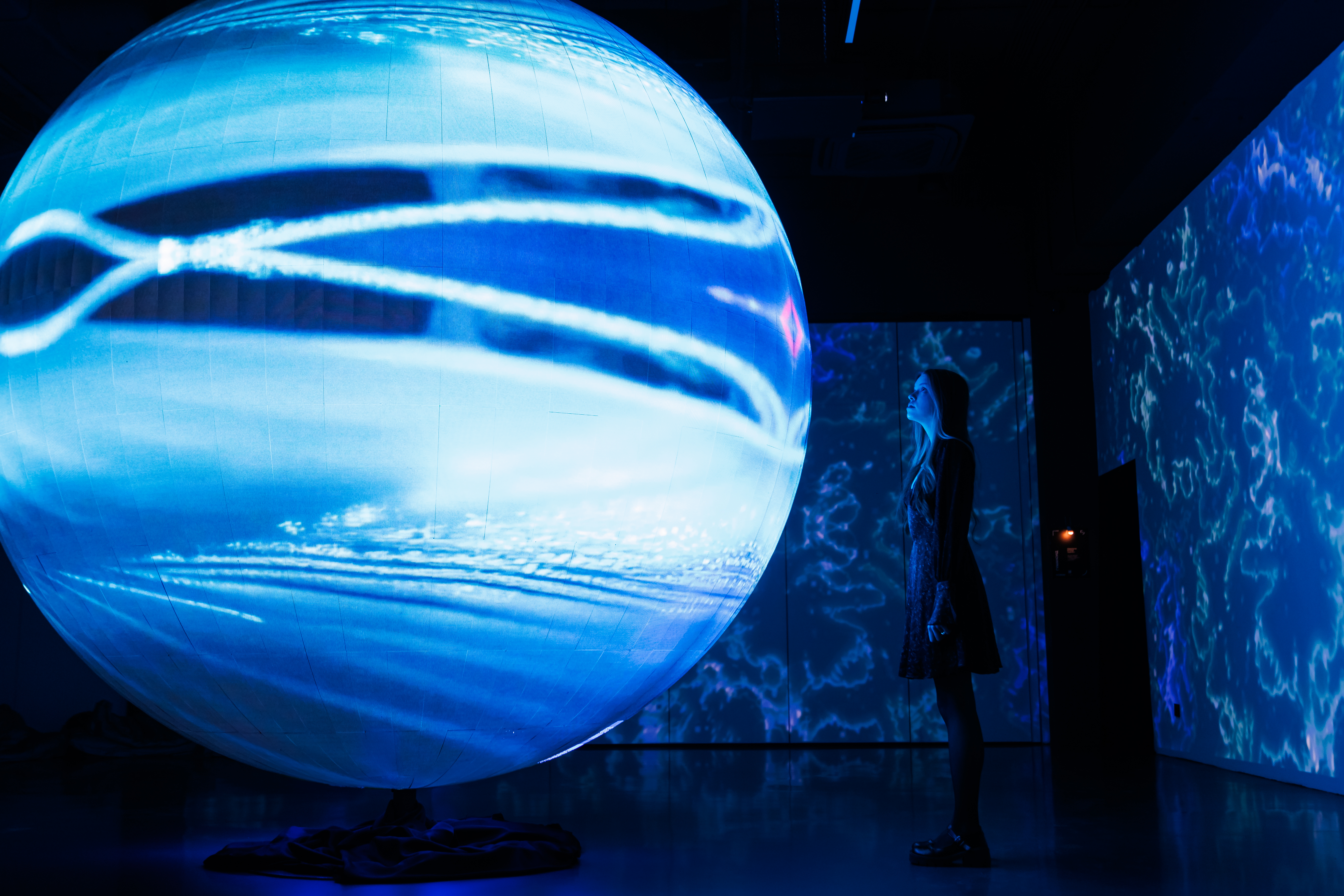 Петербургские художники превратят шрамы в свет11