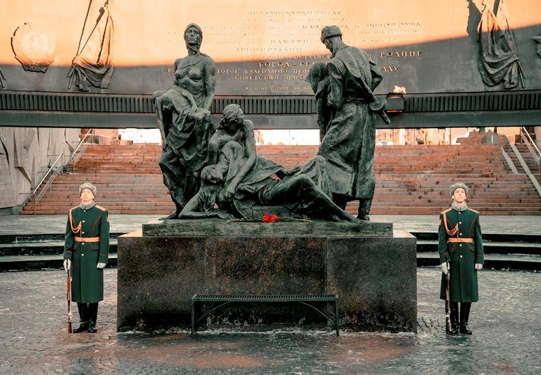Площадь Победы. Монумент героическим защитникам Ленинграда. Фото: szfo.gov.ru