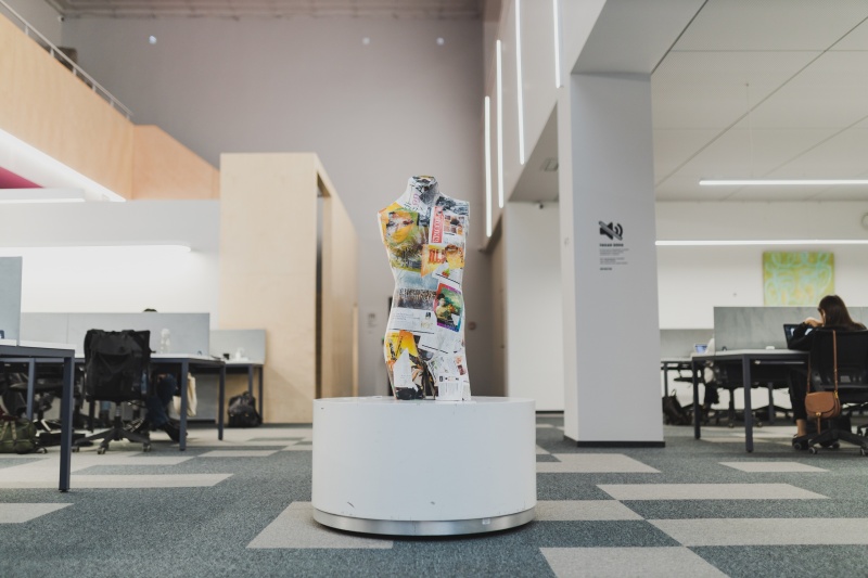 Просто — точка притяжения молодежи Северной столицы