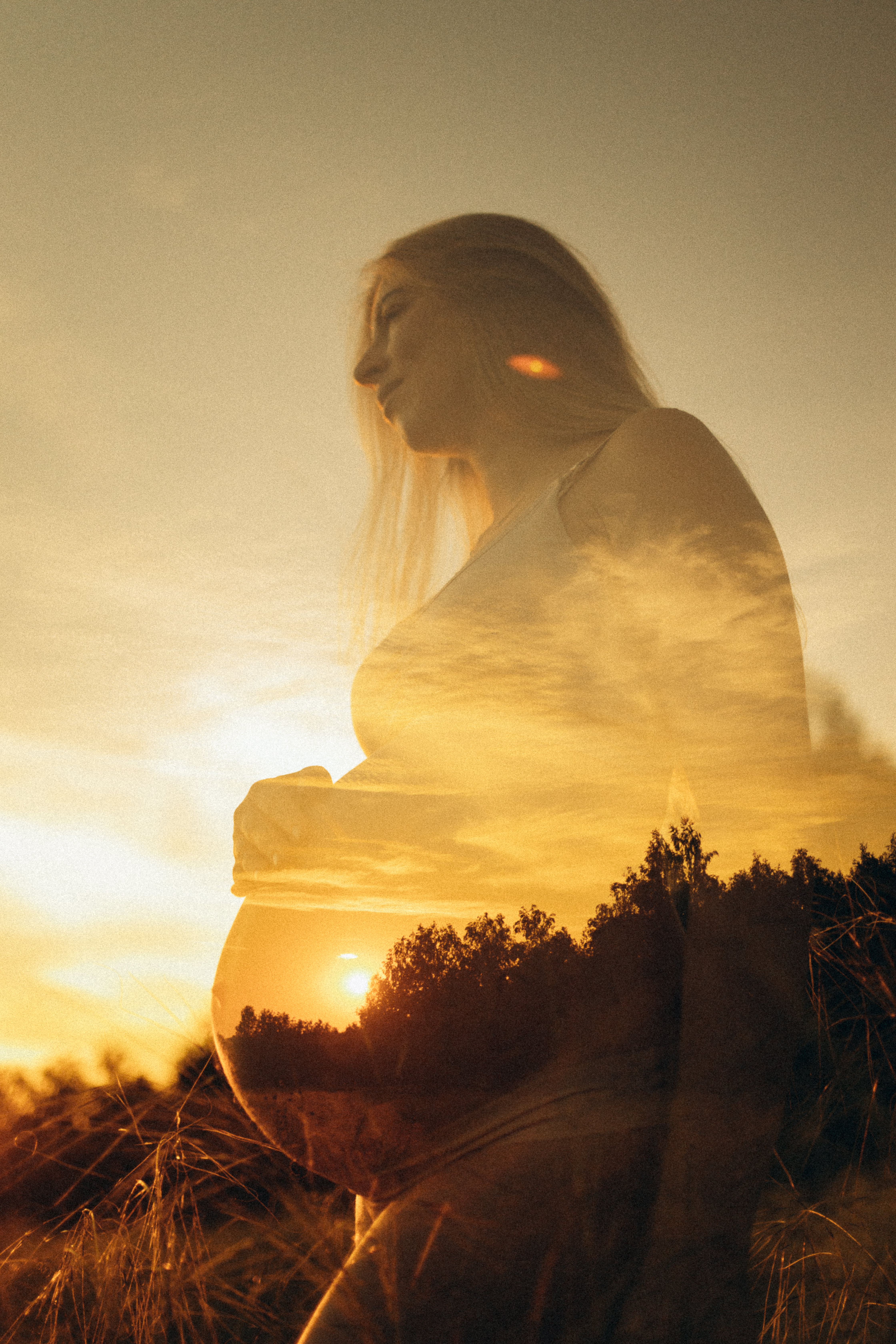 «Мой гений, мой ангел, мой друг» - выставка ко Дню матери5