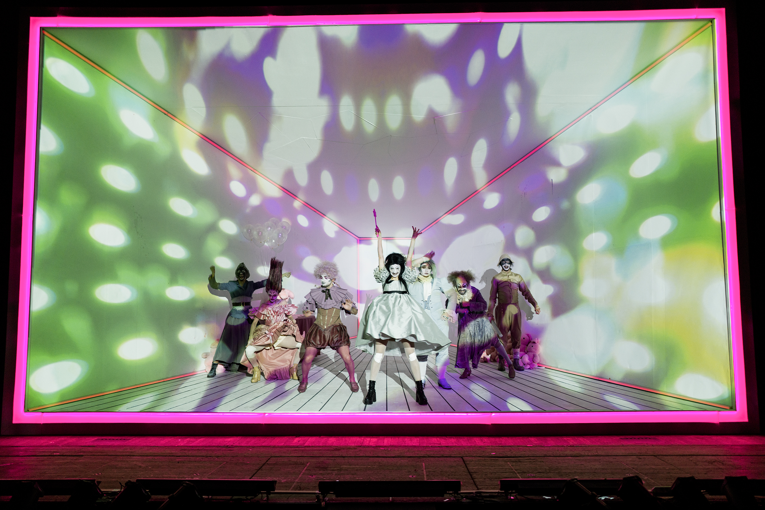 Театр на Таганке привез в Петербург спектакли Муравицкого и Бокурадзе 5