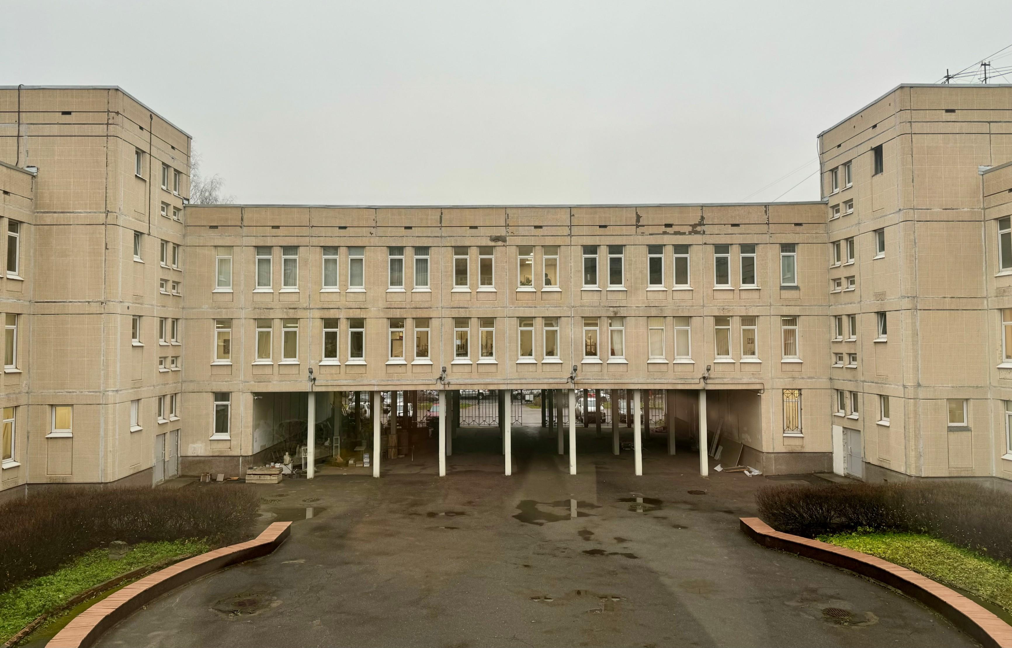 Санкт-Петербургское художественное училище им. Н.К. Рериха 1