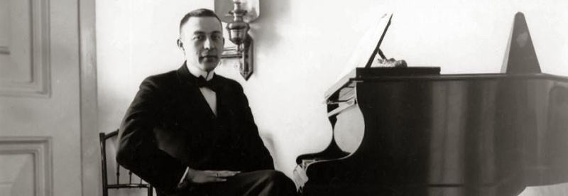 Сергей Рахманинов, 1910-е годы. Фото обложки: senar.ru Сергей Рахманинов, 1910-е годы. Фото обложки: senar.ru