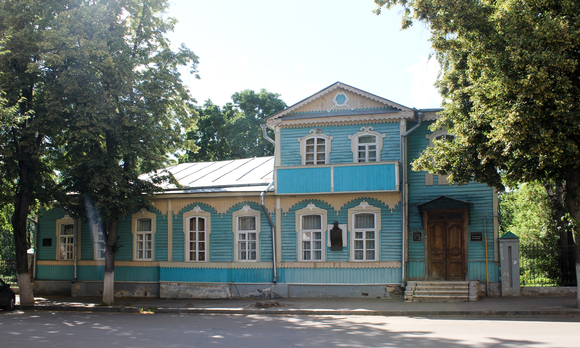 Исполняется 195 лет со дня рождения Николая Лескова: писателя, иконописца и вегетарианца 3