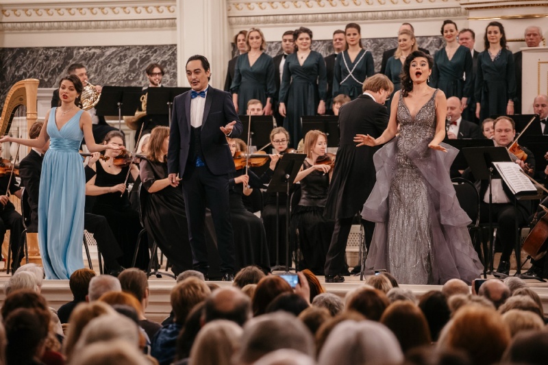 Музыкальный театр им. Шаляпина дарит детям новогоднюю сказку