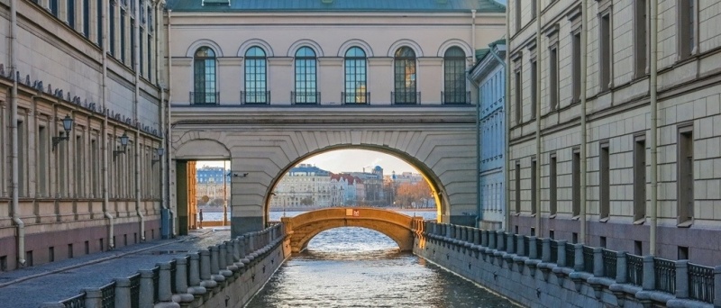 Фото заставки: Зимняя канавка. Автор: Ирина Иванова.