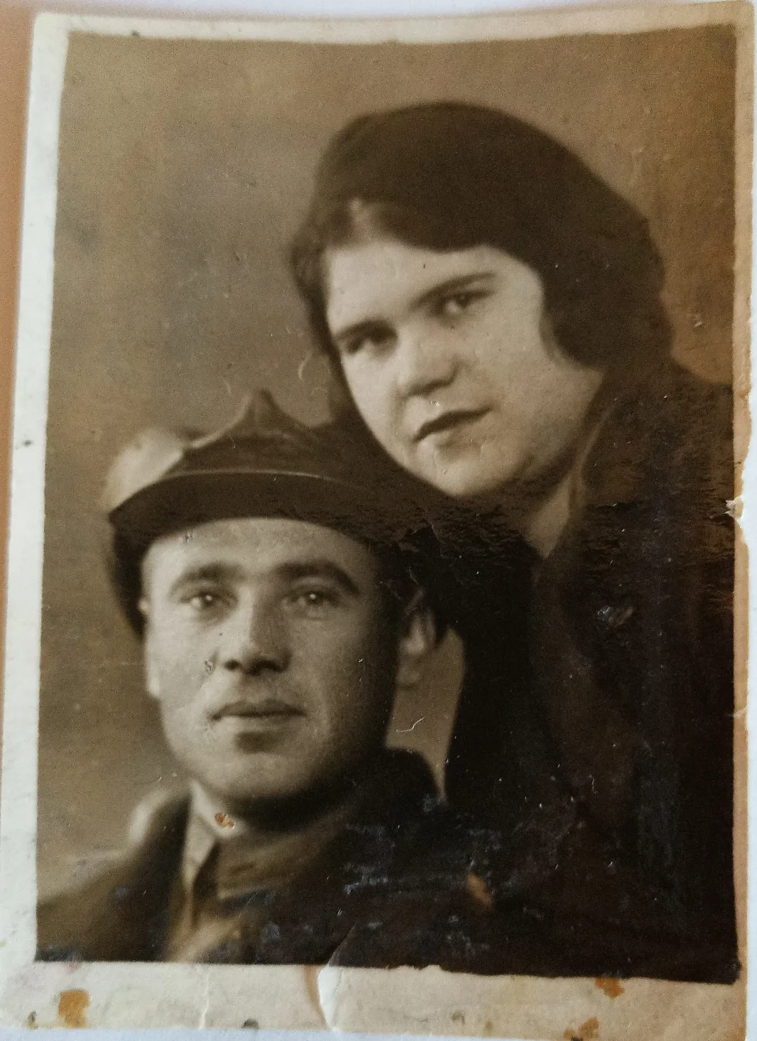 «Военная история моей семьи. Реликвия»: фотографии и веретено Нины Сахаровой2