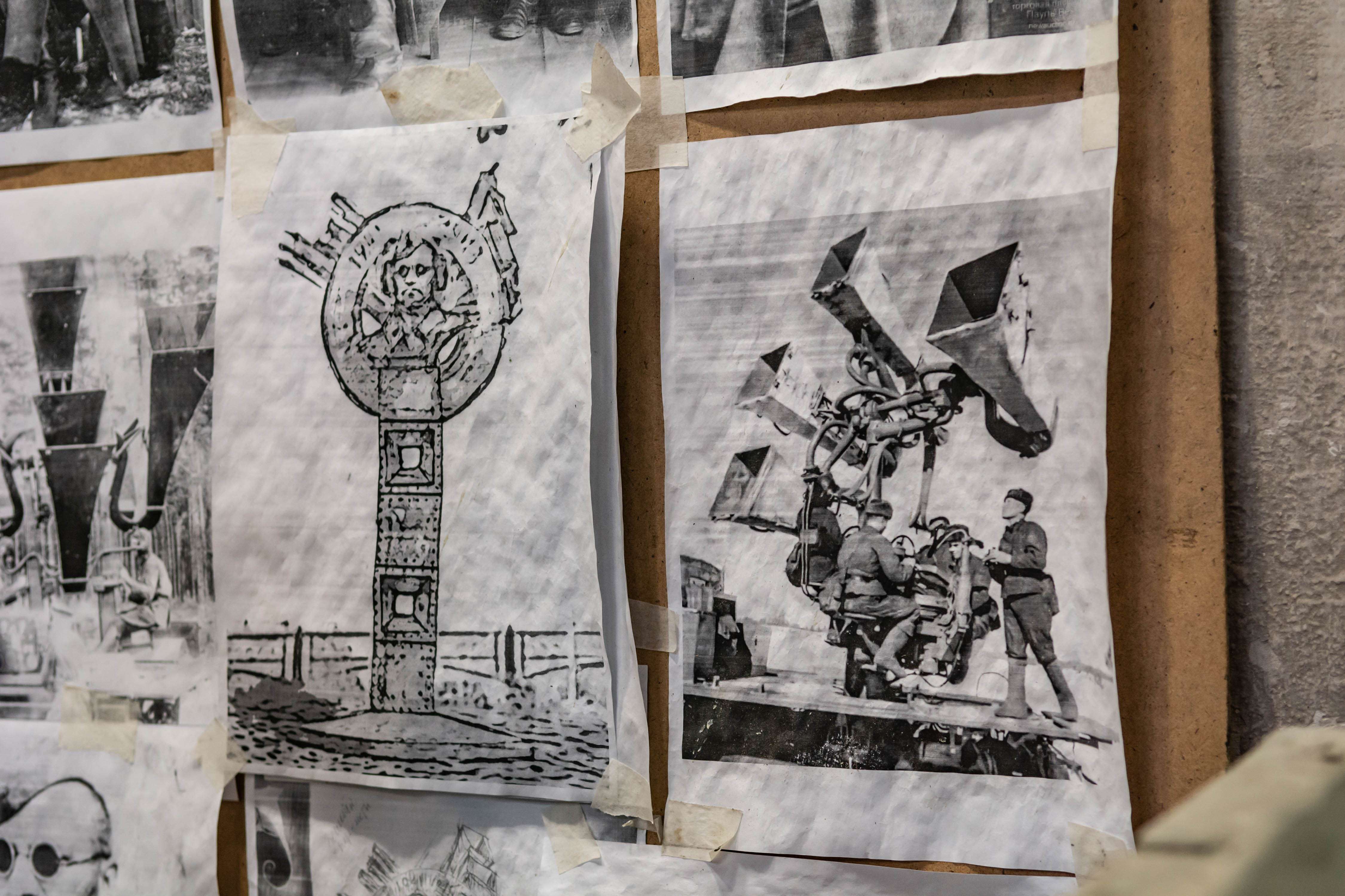 Апостолам блокадного неба посвящается17