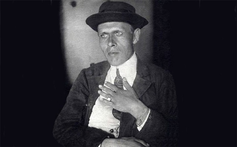 Даниил Хармс ― гений абсурда и чёрного юмора