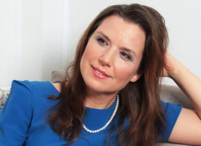 Наталья Павлова: «Поэзия – это творчество совместное с читателем» Наталья Павлова: «Поэзия – это творчество совместное с читателем»