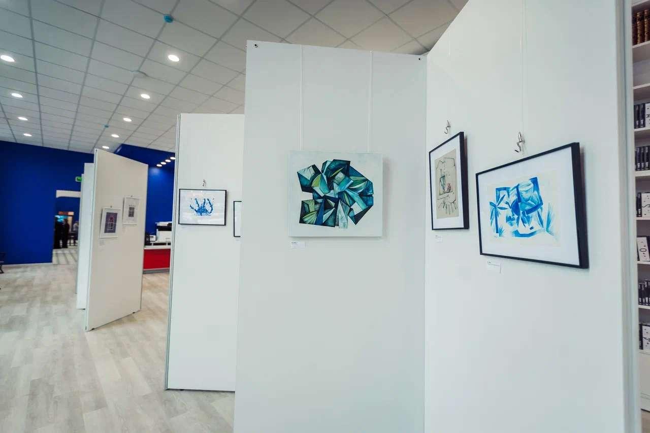 Библиотечный центр искусства и поэзии им. С. Есенина 3