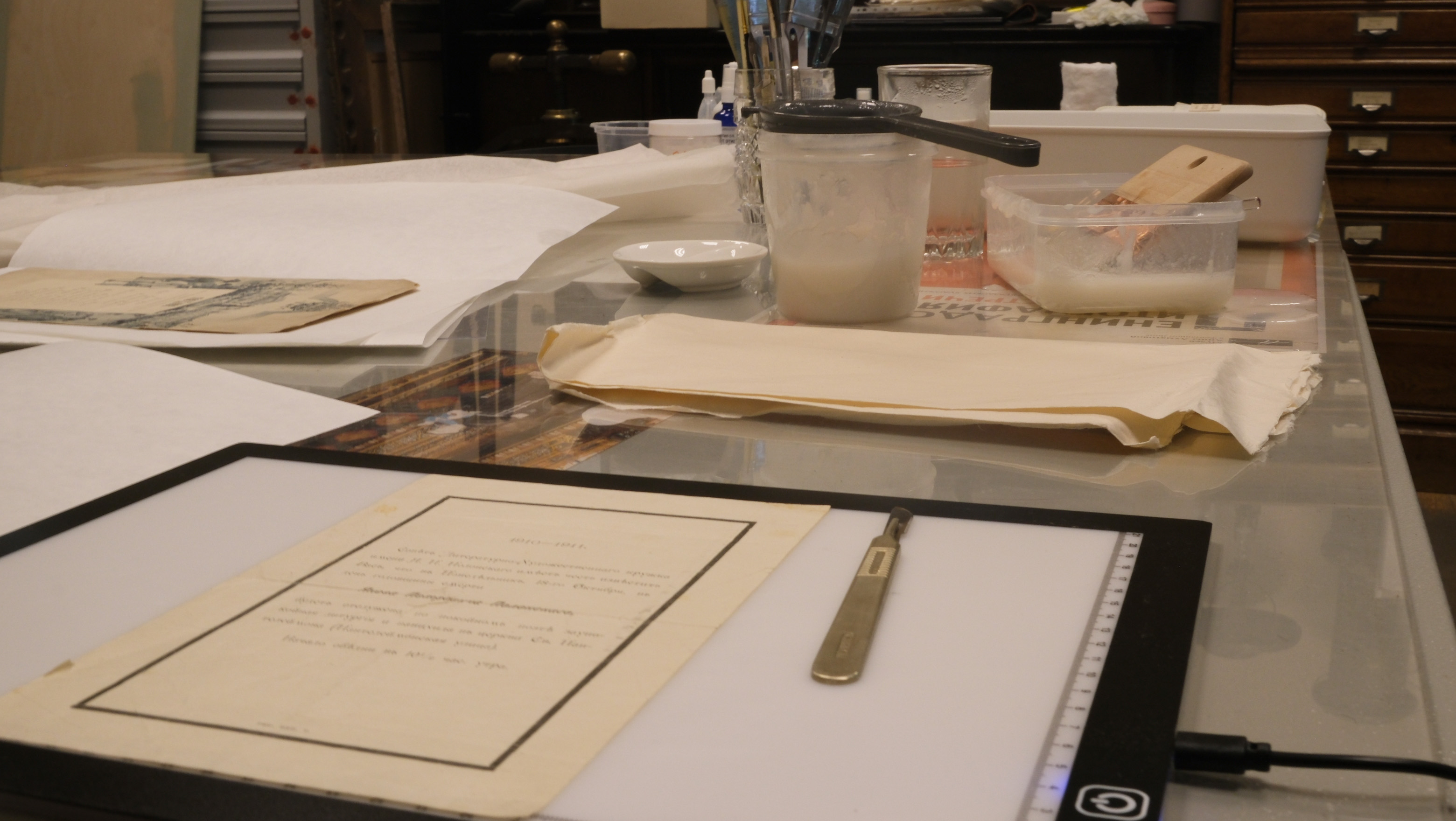 Шесть предметов из фондов Музея Анны Ахматовой прошли реставрацию3