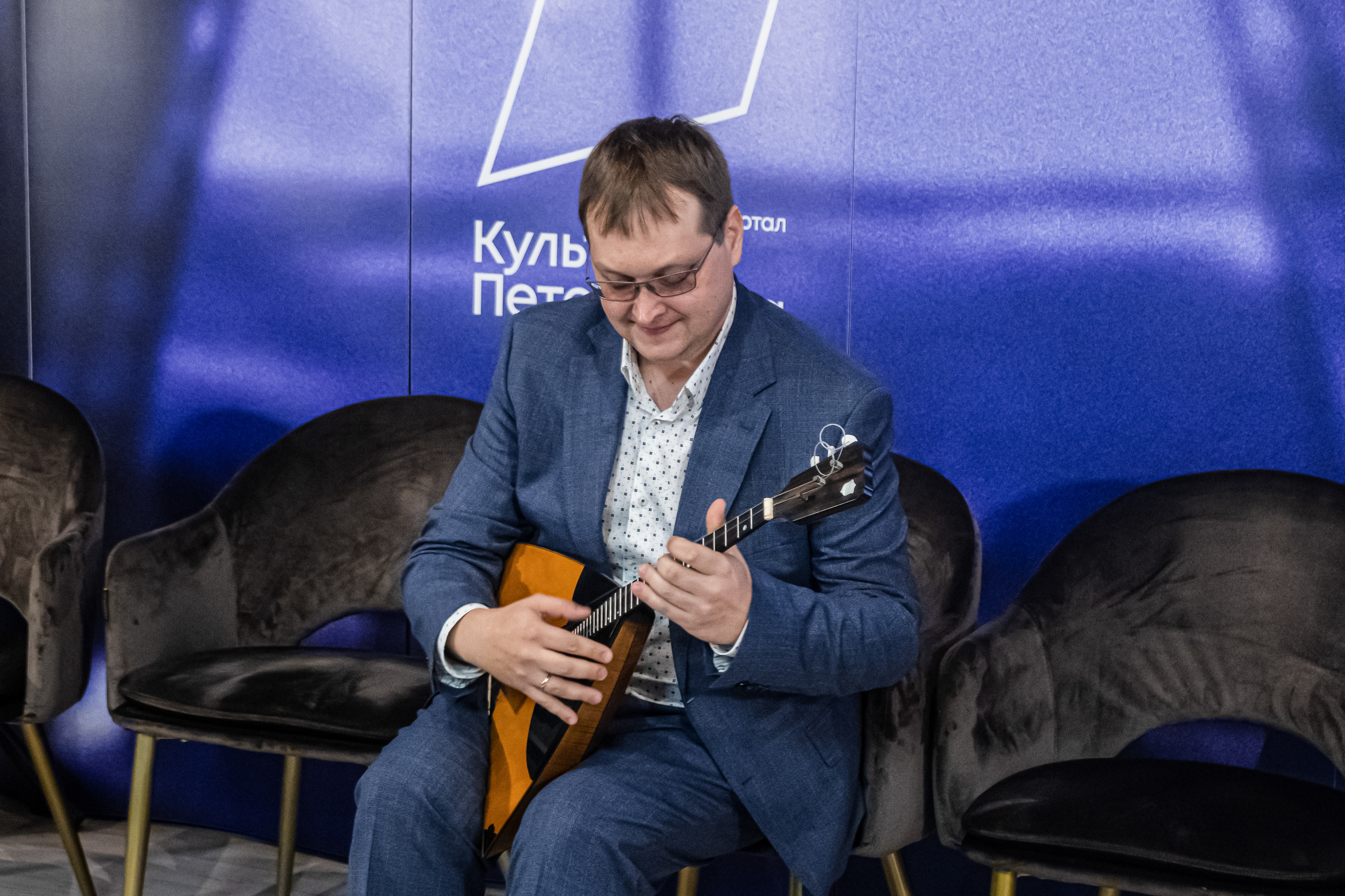 Об искусстве игры на балалайке говорили в медиацентре «Культура Петербурга»5