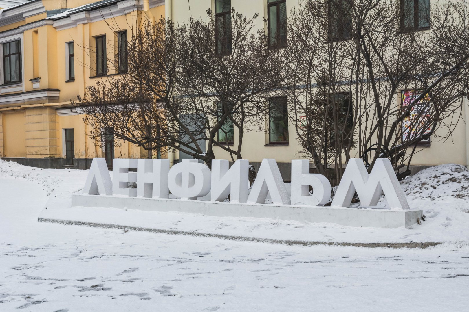 Режиссер «28 панфиловцев» снимает фильм о летчице-легенде