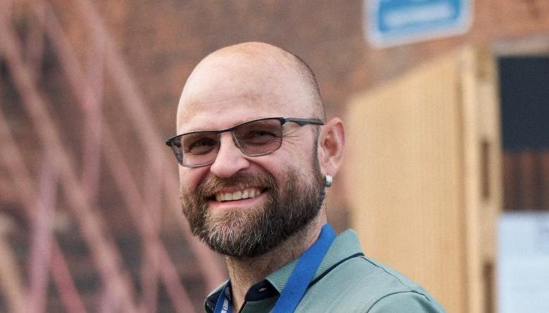 Иван Денисенко: «Стихи для меня – сигналы, посылаемые в пространство»