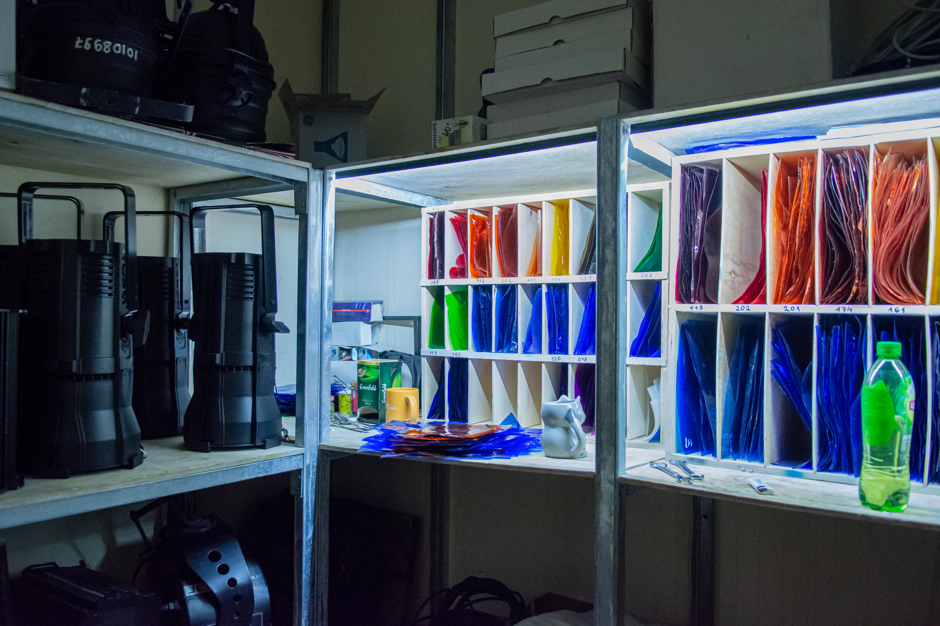 Проход за кулисы разрешен!12