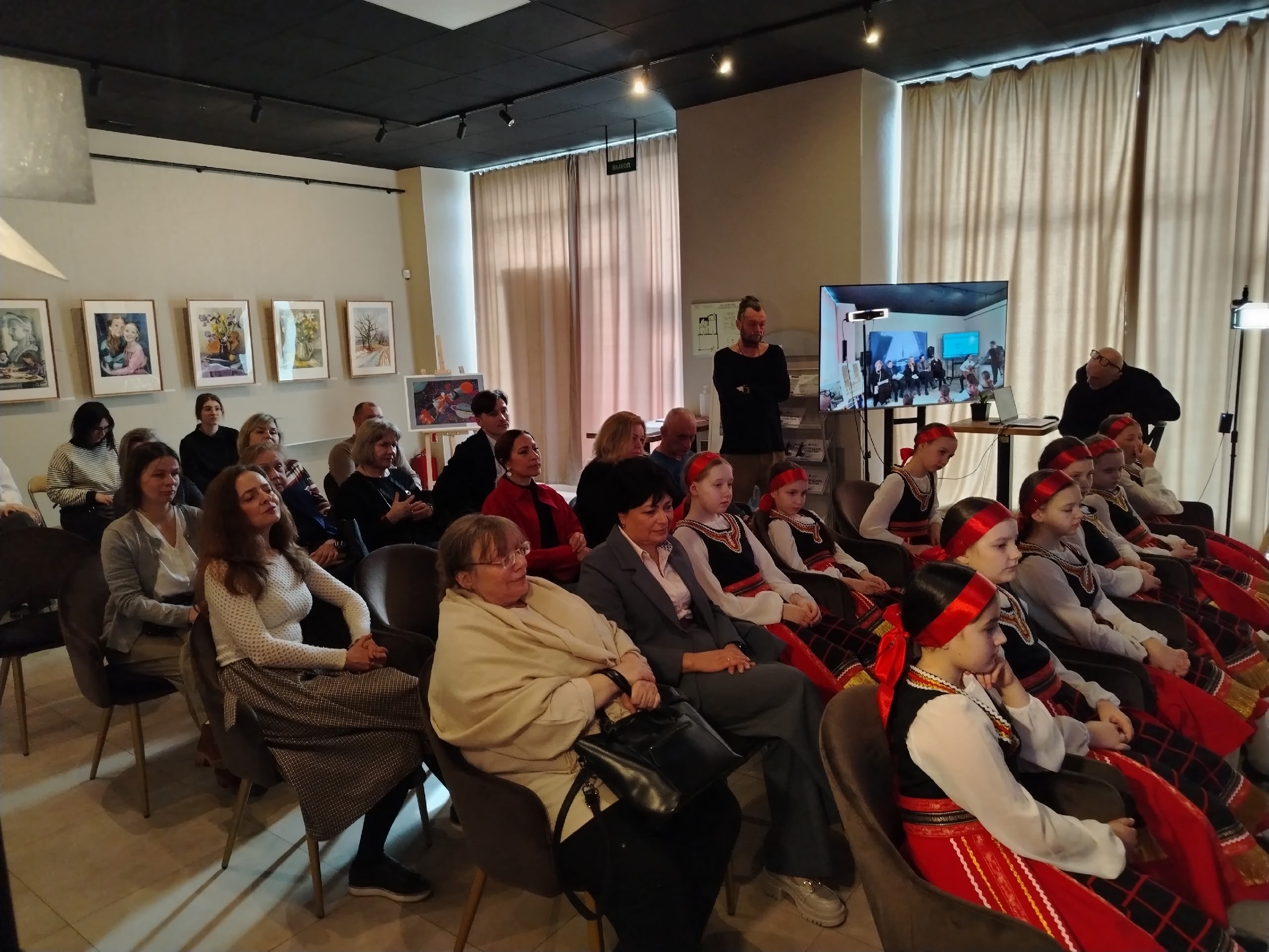 Гости медиацентра «Культура Петербурга» познакомились с фестивалем «Репродуктор»48