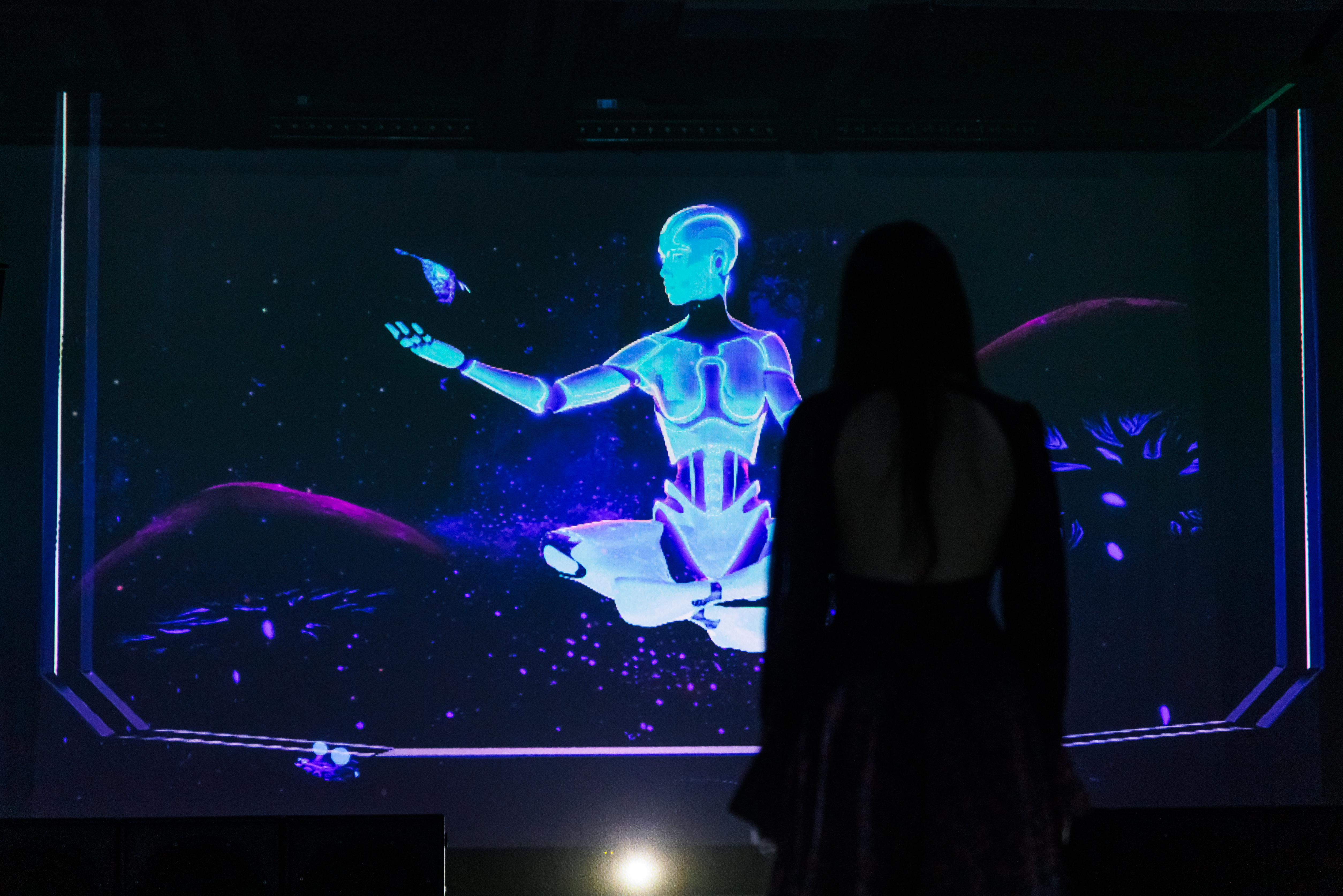 Петербургские художники превратят шрамы в свет10