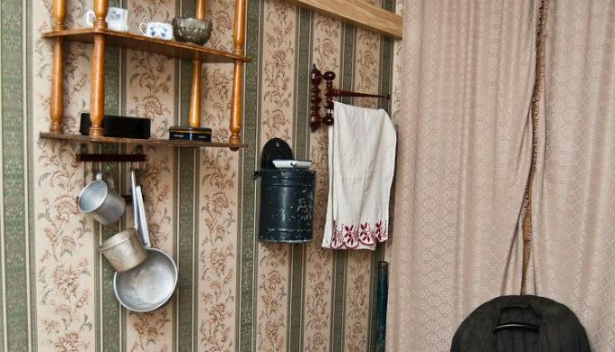 Блокадная комната семьи Агте (инклюзия)