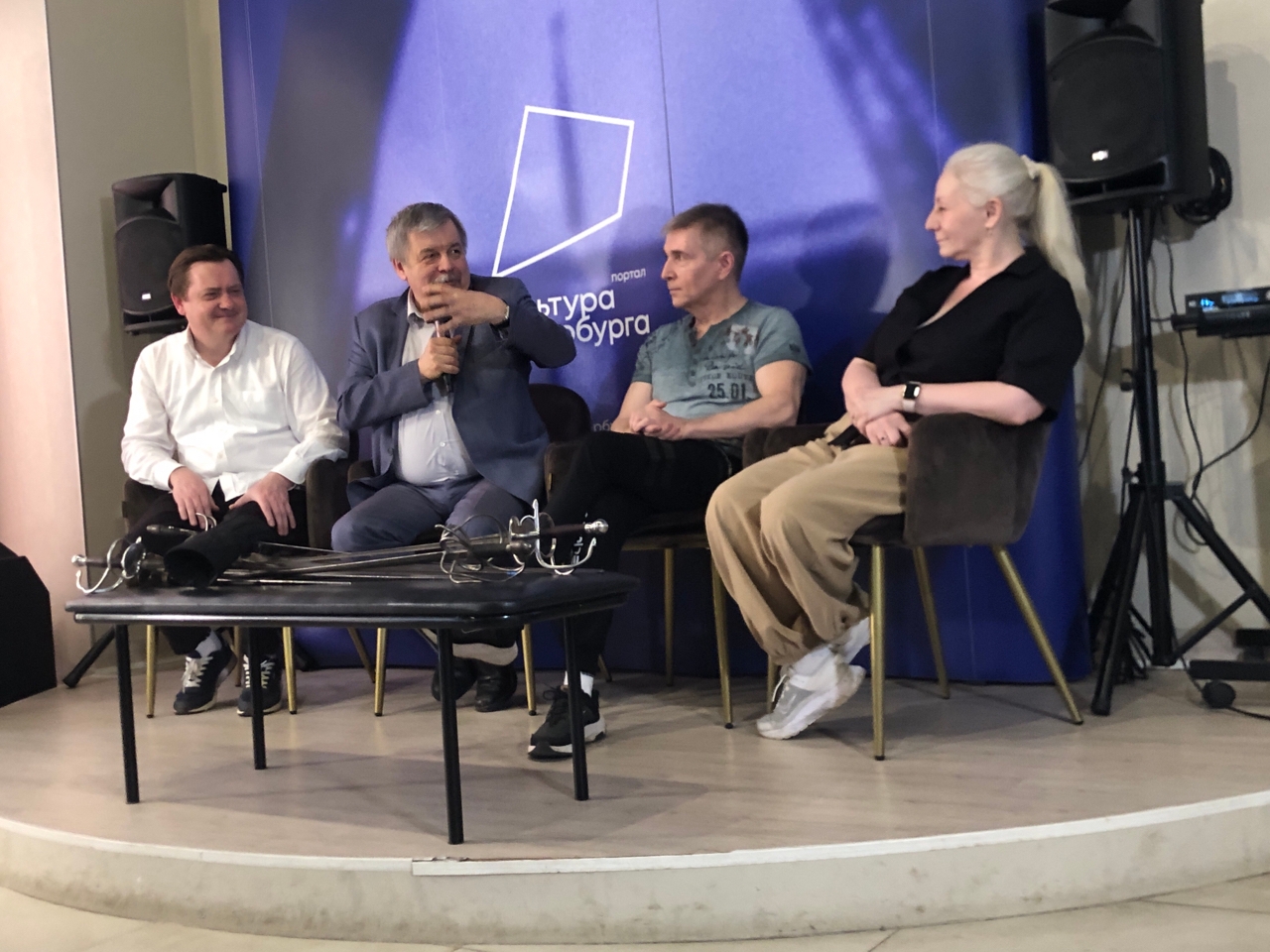 «Звёздные клинки» скрестили в медиацентре «Культура Петербурга»3