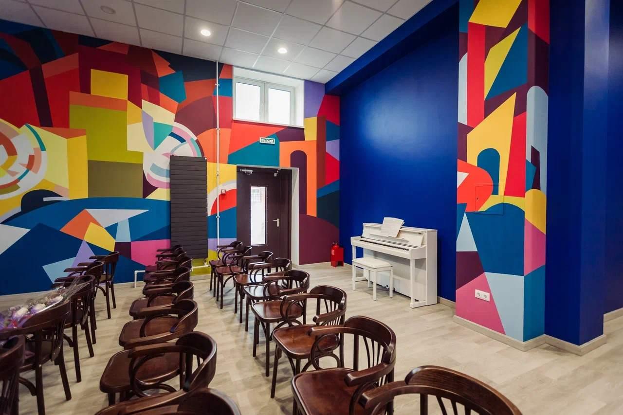 Библиотечный центр искусства и поэзии им. С. Есенина 1