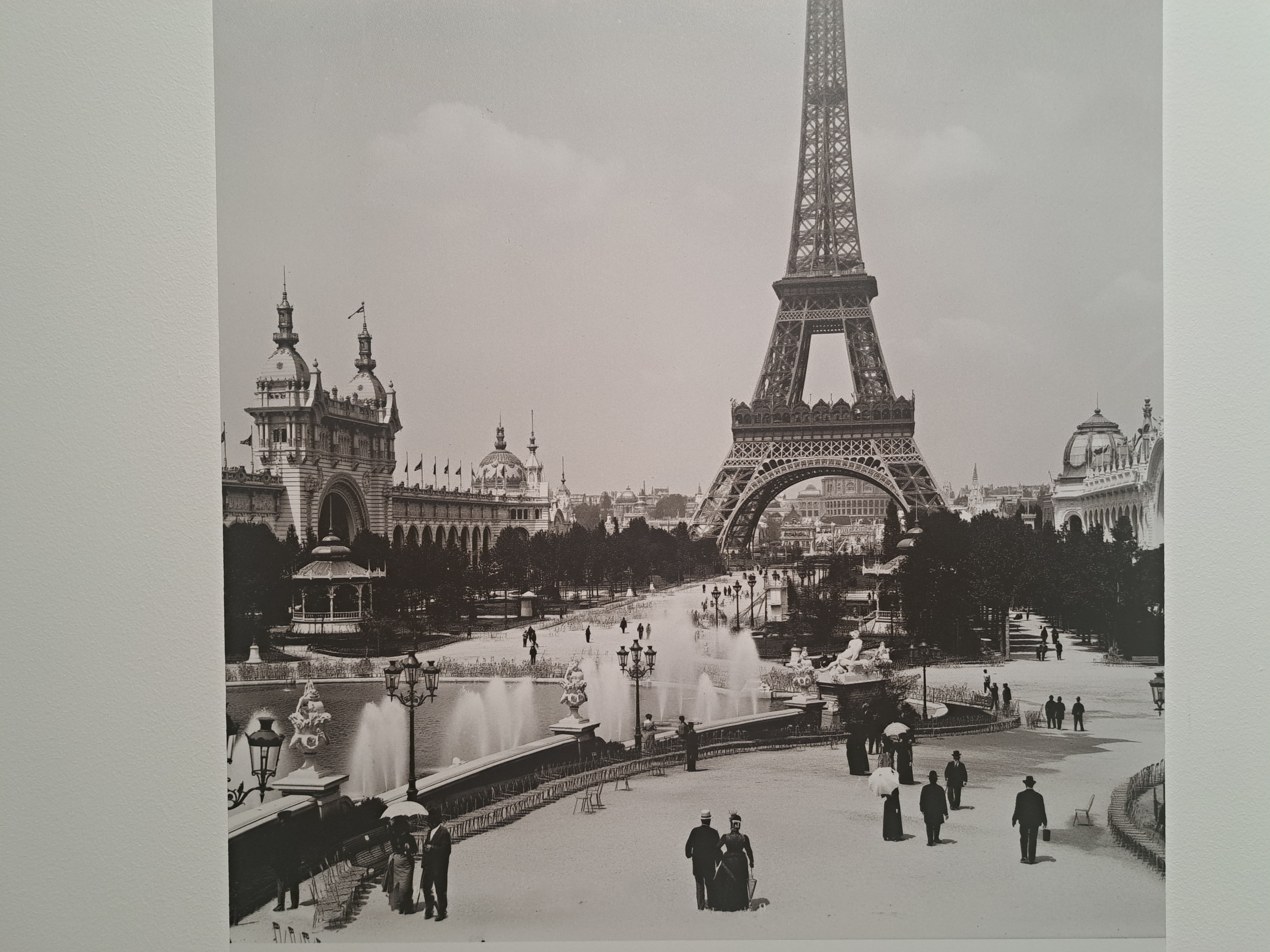 В Bashmakov Gallery открылась выставочная трилогия о «Парижской школе»2