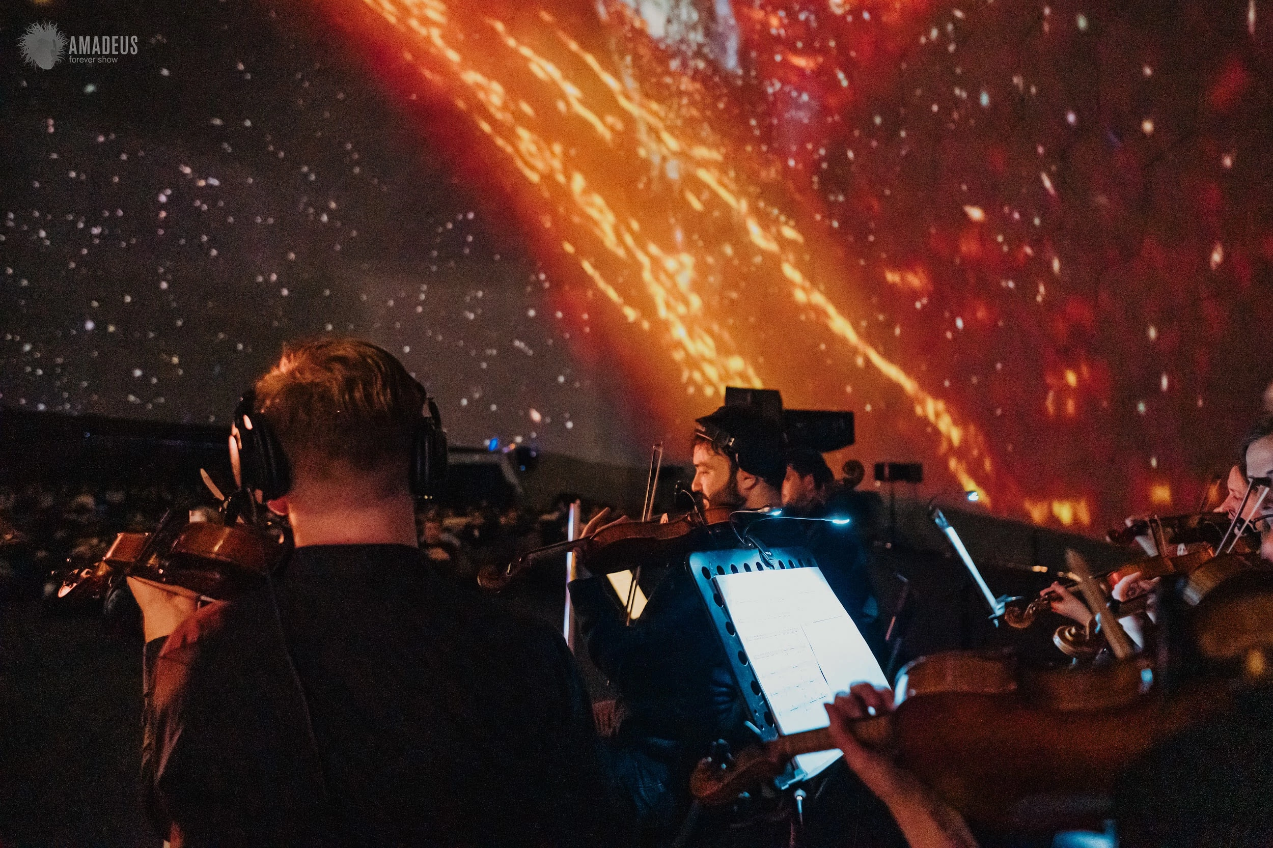 В Планетарии № 1 звездные миры будут изучать под звуки органа и струнного оркестра4