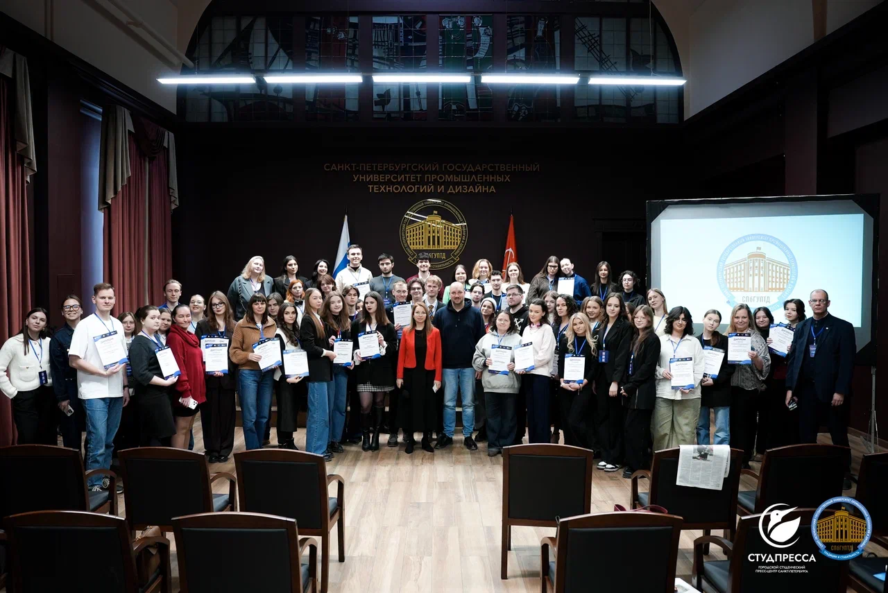 «Будущие акулы пера» обсудили перспективы молодёжных СМИ1