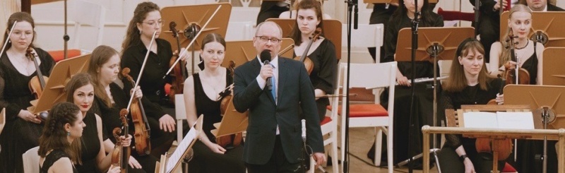 Фото заставки: Художественный руководитель фестиваля, председатель Союза композиторов Санкт-Петербурга Антон Танонов. Фото предоставлено пресс-службой фестиваля. Правообладатель: Союз композиторов Санкт-Петербурга.