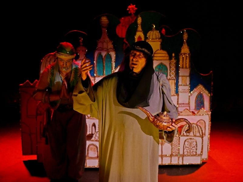 Спектакль «Волшебная лампа Аладдина» в Театре «Мимигранты»
