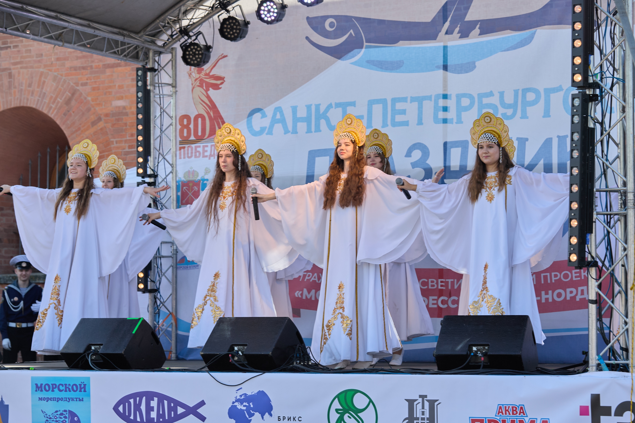 Петербург вновь ждет Праздник корюшки1