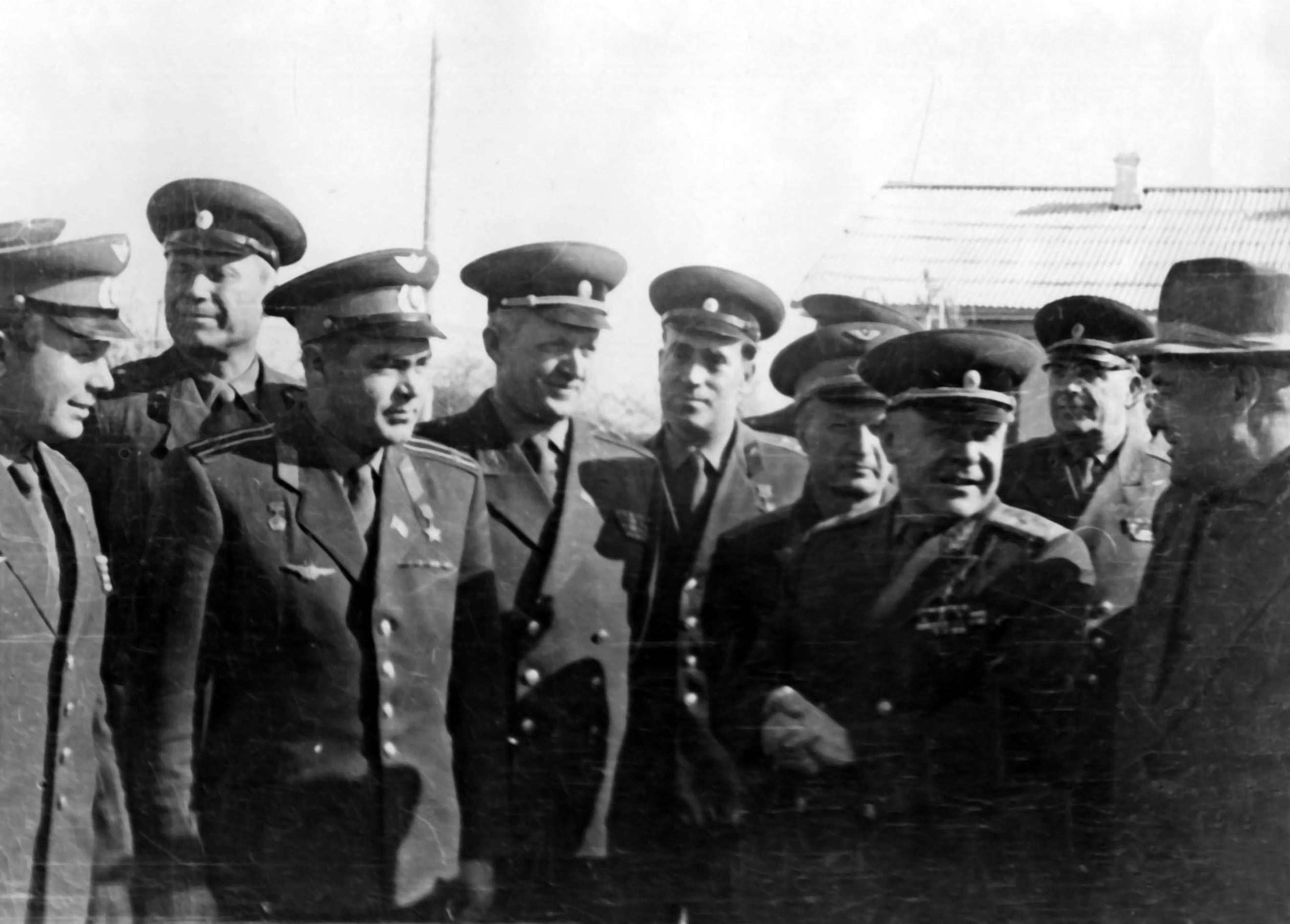 В Музее артиллерии можно увидеть картину о советском космонавте на Марсе9