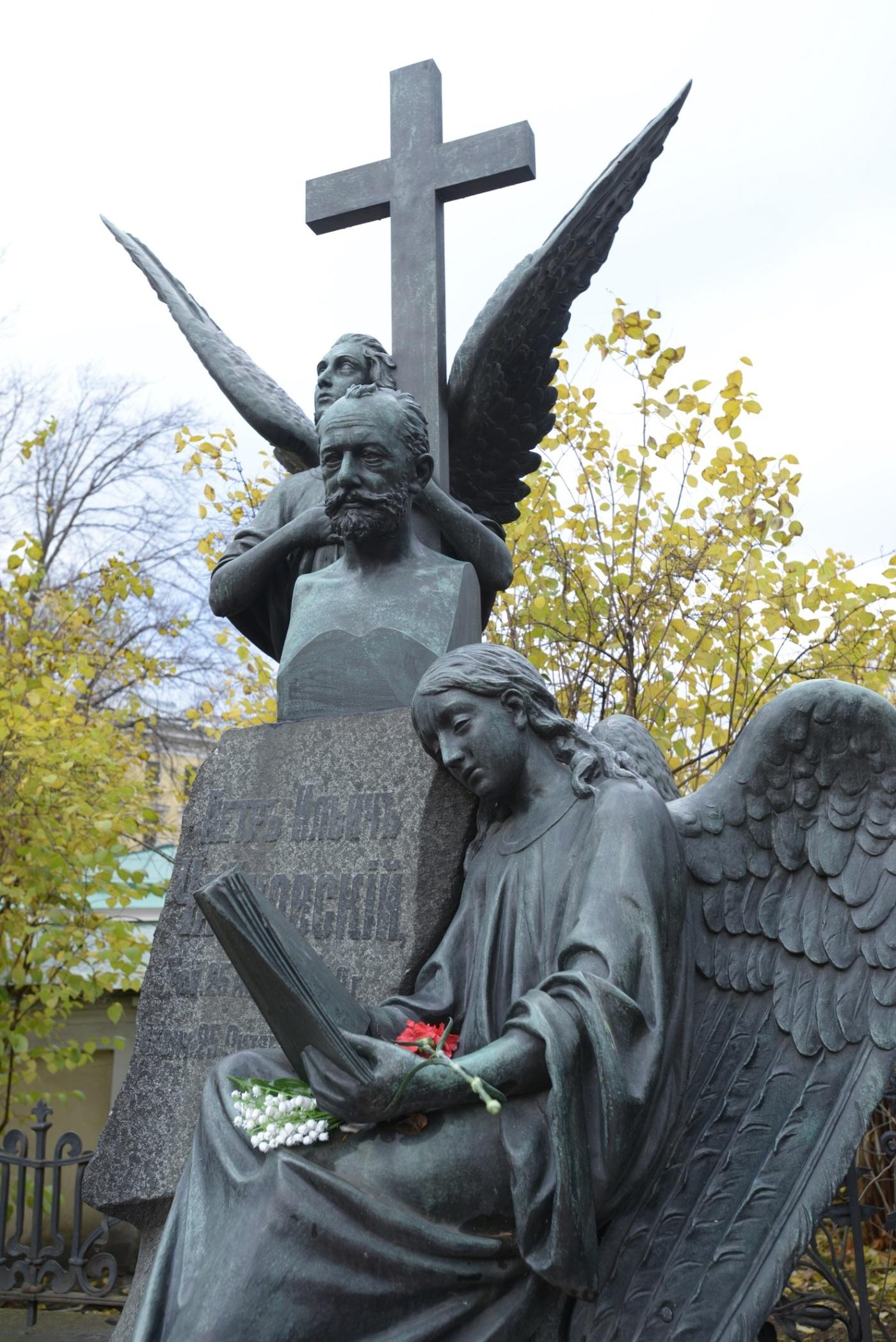 Некрополь мастеров искусств 1