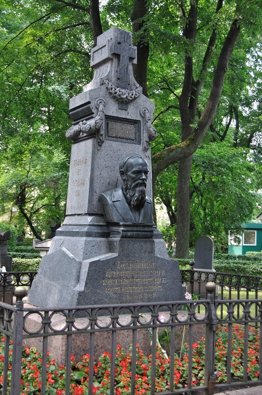 Некрополь мастеров искусств 0