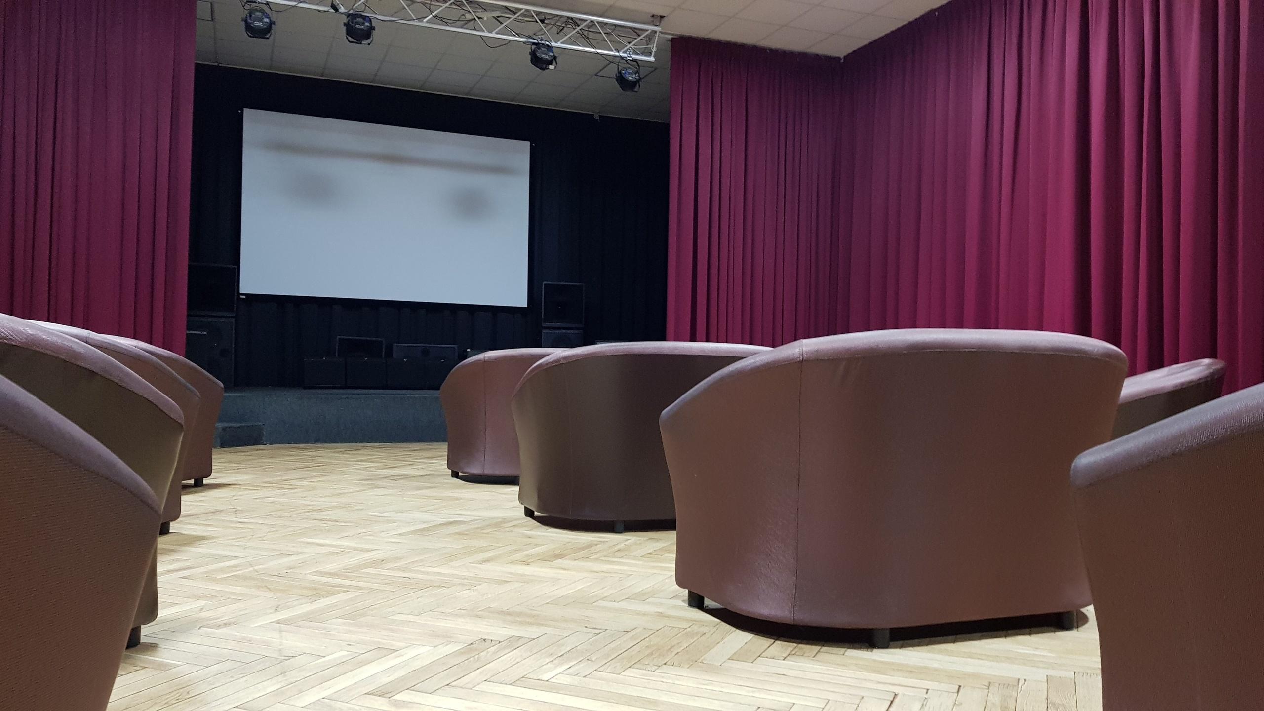 Кинотеатр «Восход» г. Санкт-Петербурга 3
