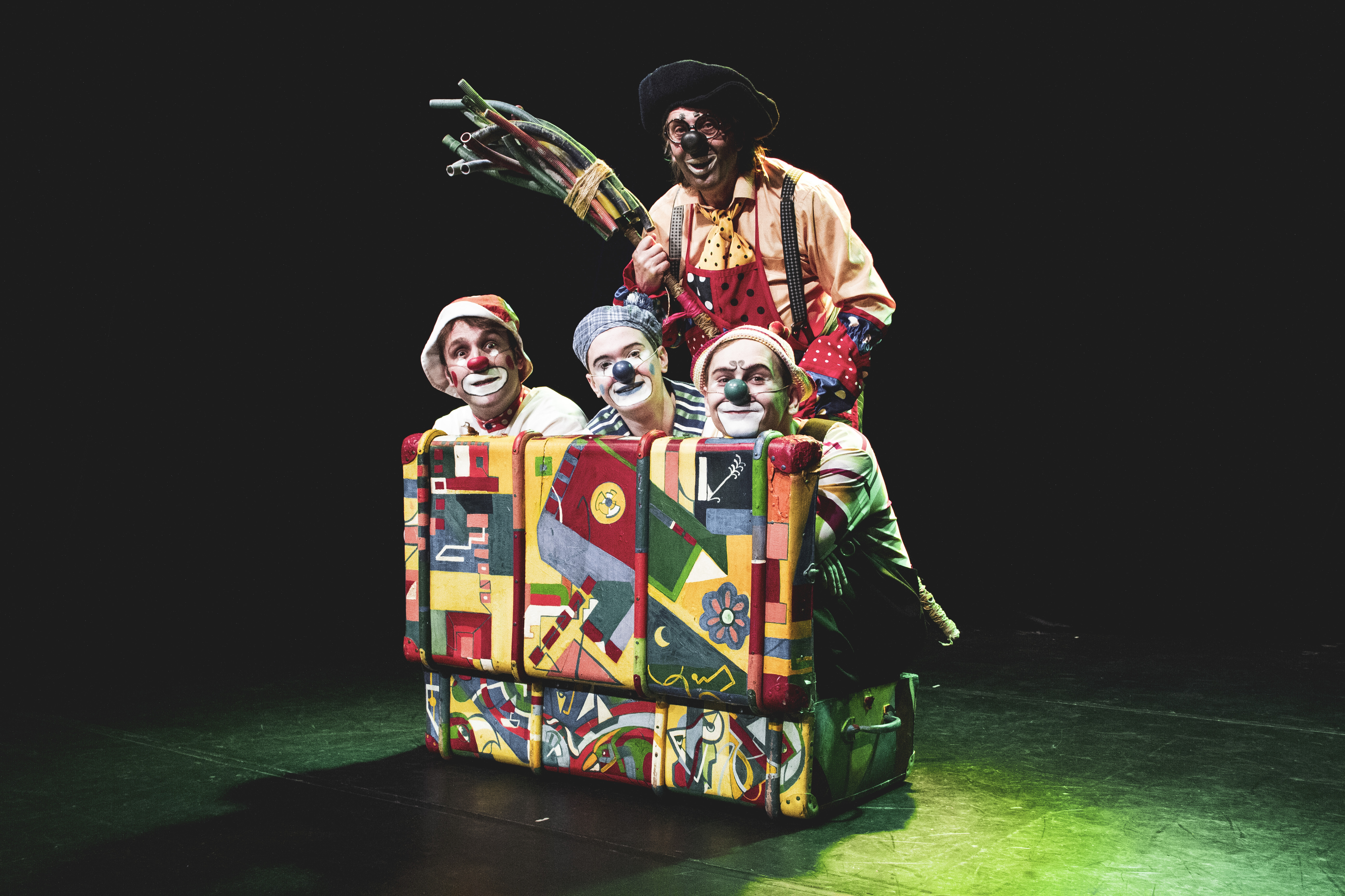 Клоун-мим-театр «Мимигранты» 3