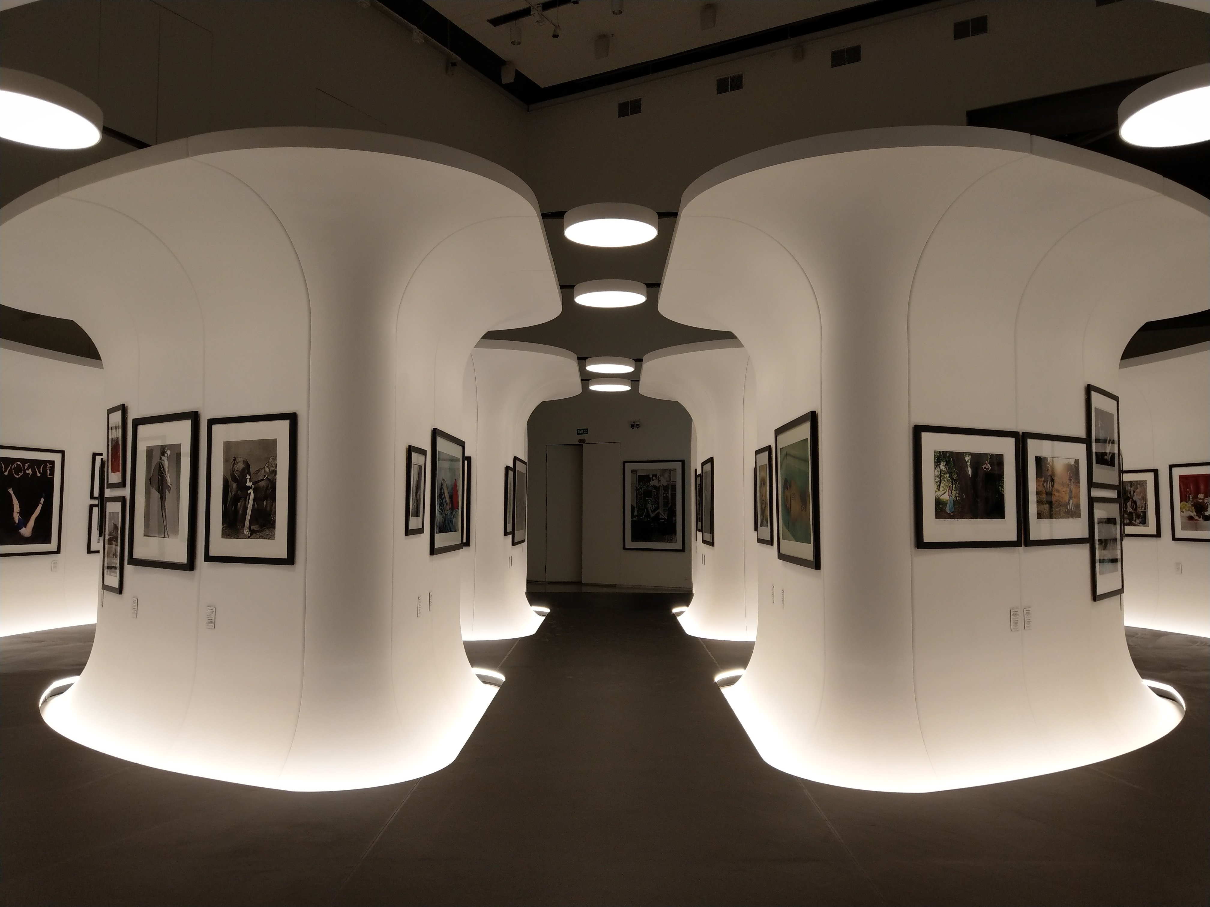 Обзор выставки «Красота и стиль. История модной фотографии. Из собрания Фонда Still Art»