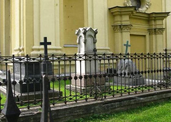 Комендантское кладбище Петропавловской крепости откроют после реставрации