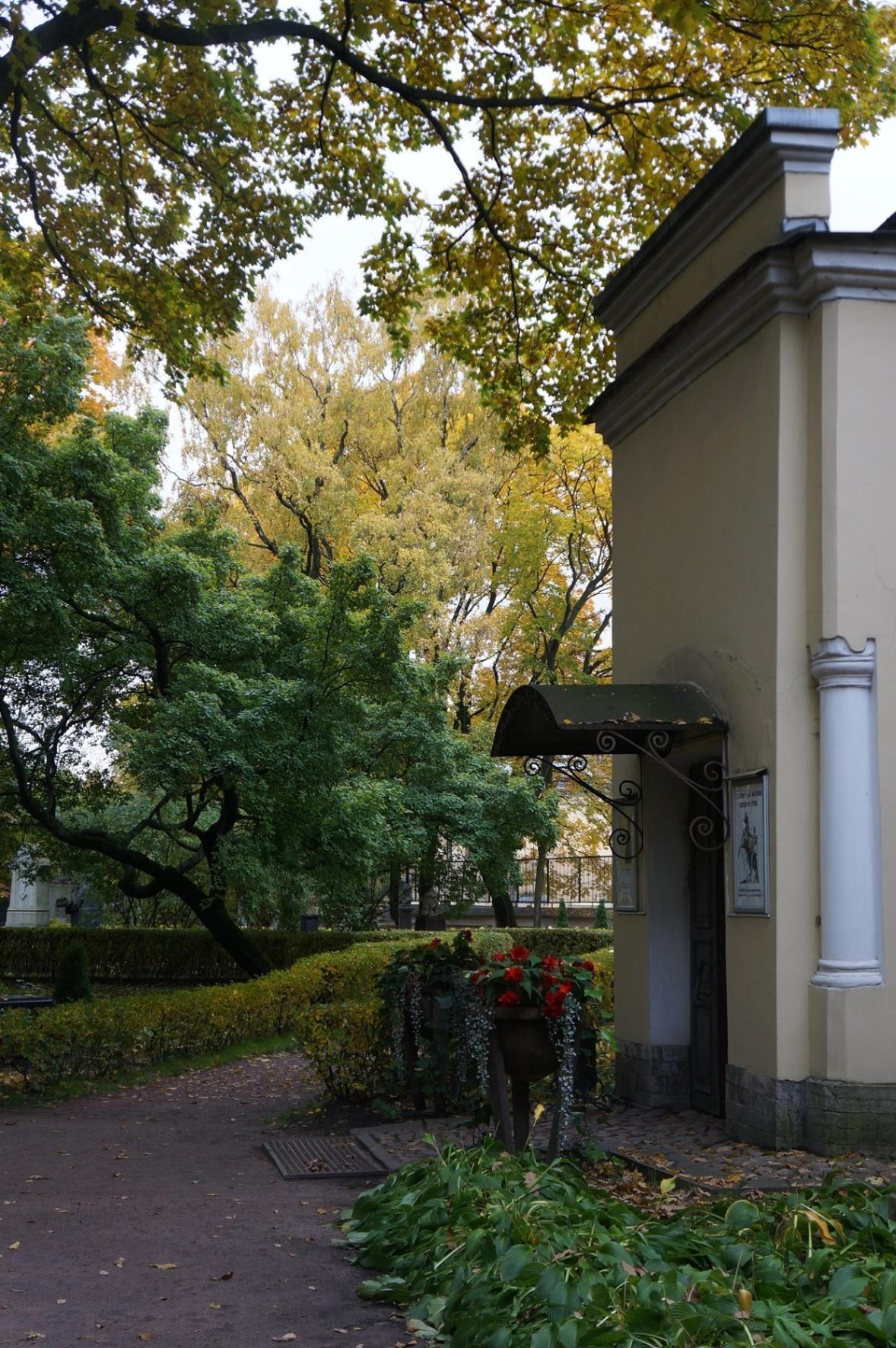 Некрополь мастеров искусств 5