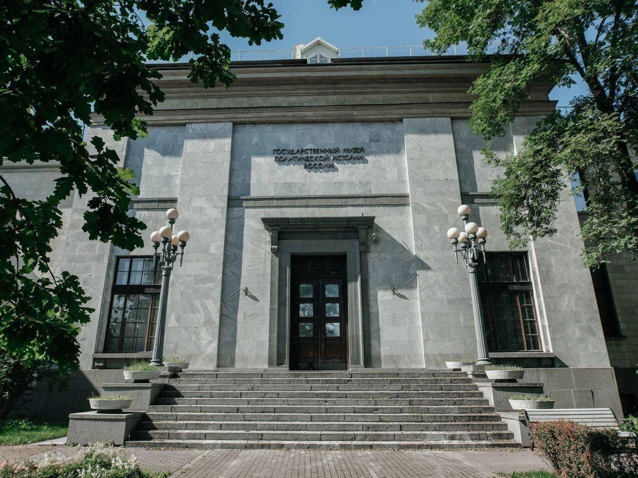 Архив компании Петербург глазами инженера