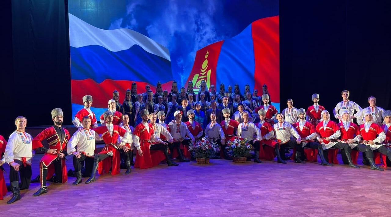 Легендарному ансамблю «Нальмэс» исполняется 90 лет