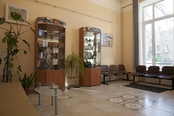 Библиотека «Удельнинская» 1