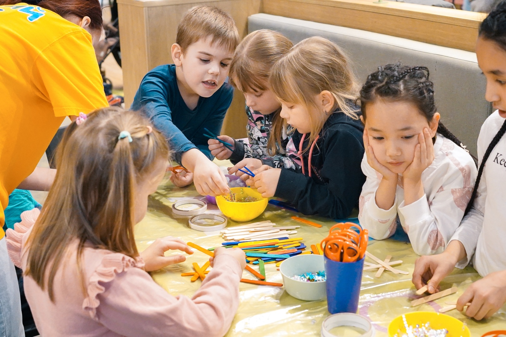 ТРК «Лето» приглашает в «Детский клуб»