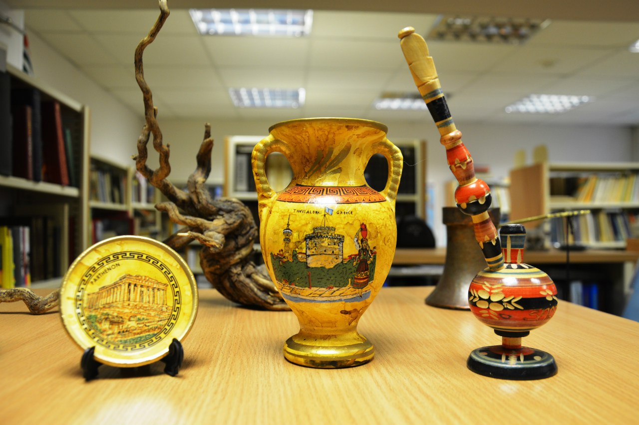 Библиотека национальных литератур 0