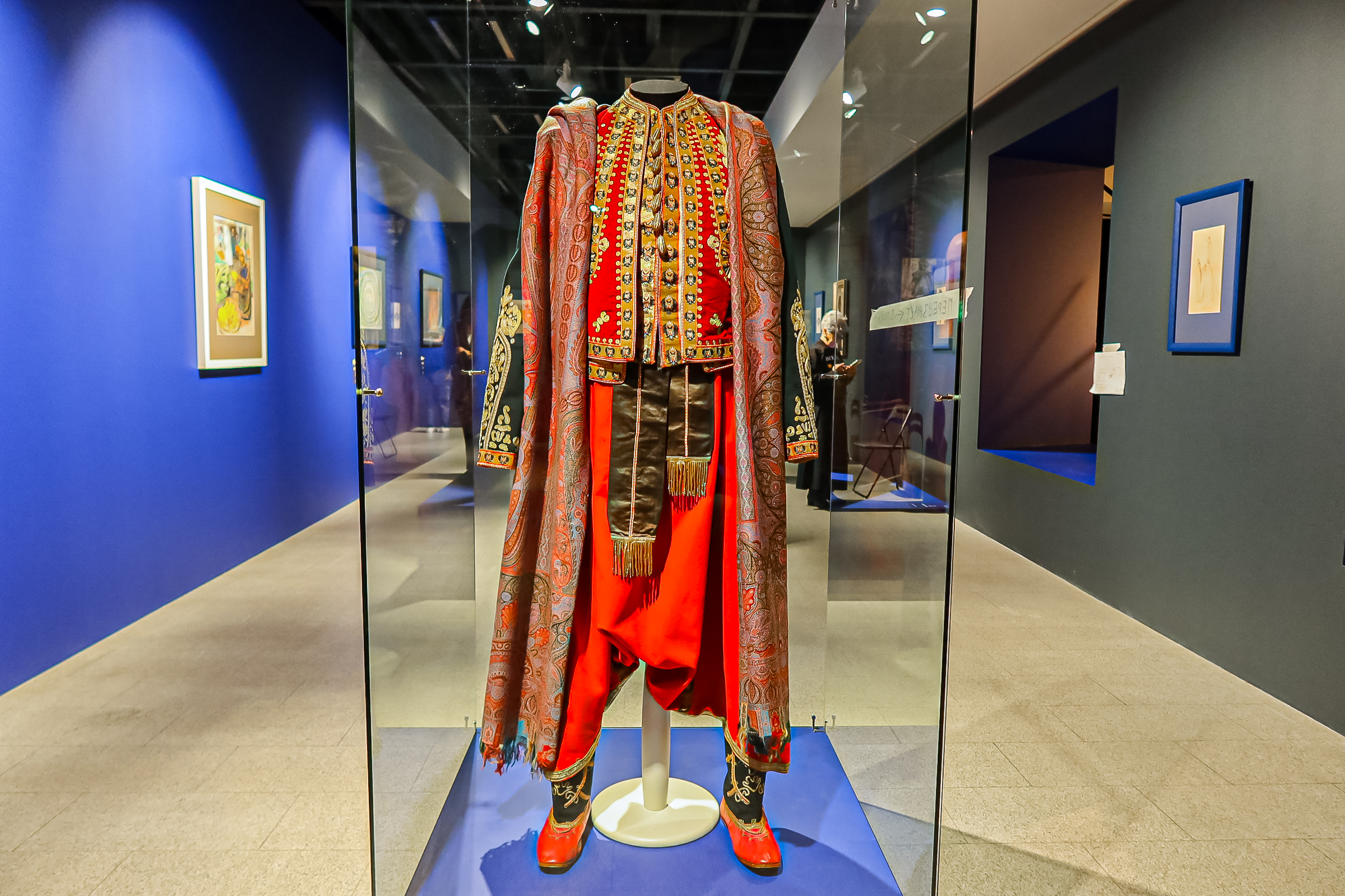 ЦВЗ «Манеж» открыл двери в мир династии Бенуа76