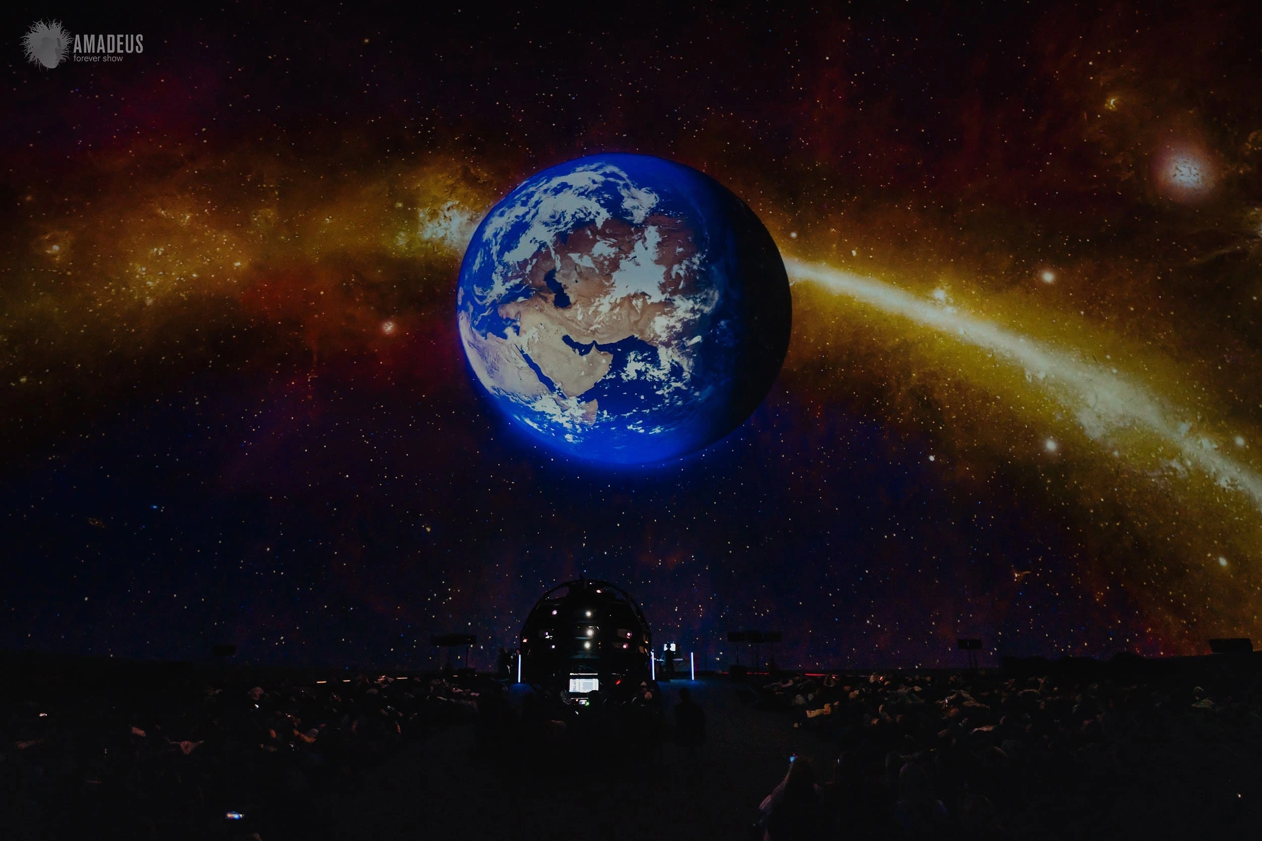 В Планетарии № 1 звездные миры будут изучать под звуки органа и струнного оркестра1